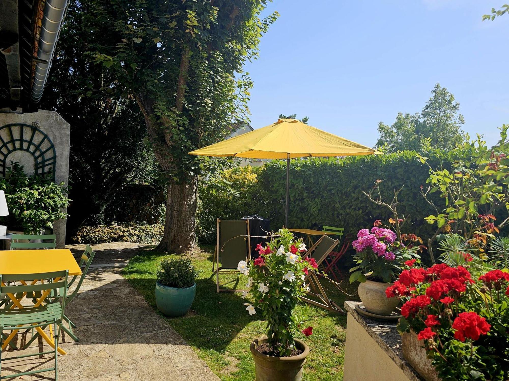 Clair Logis Villa Giverny Exteriör bild